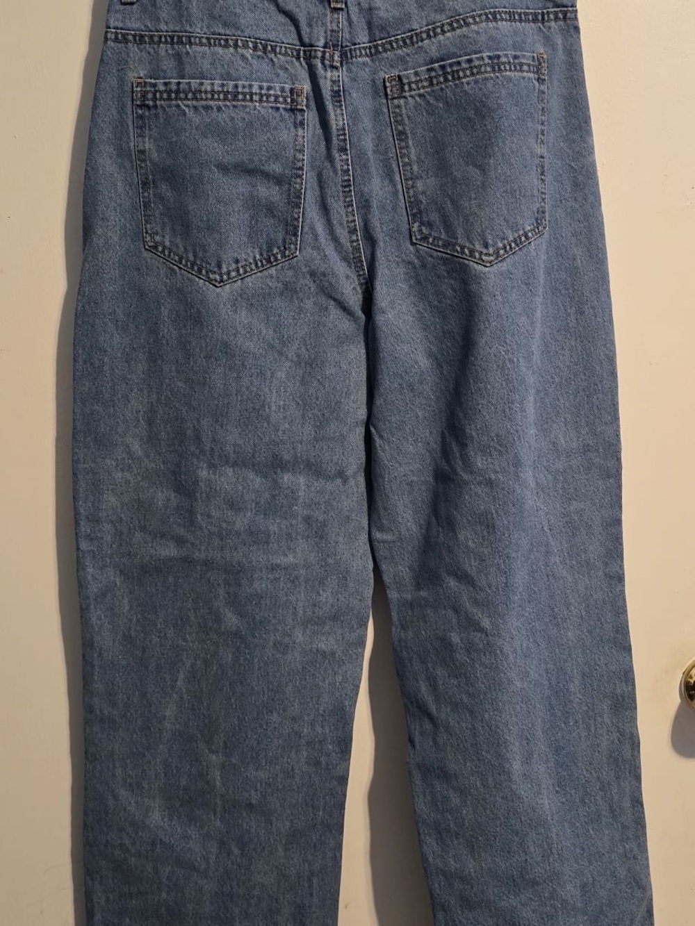 Classic High-Rise Straight Leg Women’s Jeans - Light Blue - Picture 9 of 11